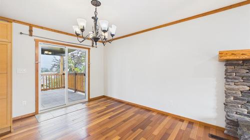 221 27Th Avenue, Cranbrook, BC - Indoor Photo Showing Other Room
