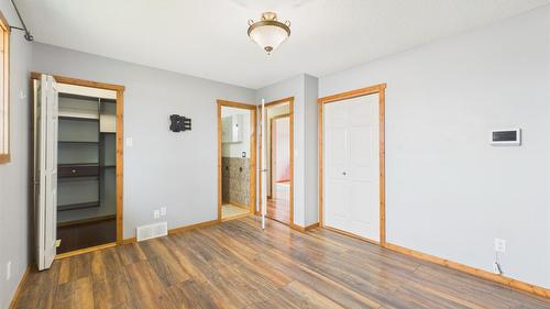 221 27Th Avenue, Cranbrook, BC - Indoor Photo Showing Other Room