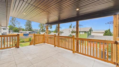 221 27Th Avenue, Cranbrook, BC - Outdoor With Deck Patio Veranda With Exterior