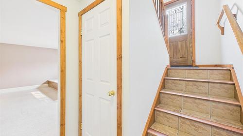 221 27Th Avenue, Cranbrook, BC - Indoor Photo Showing Other Room