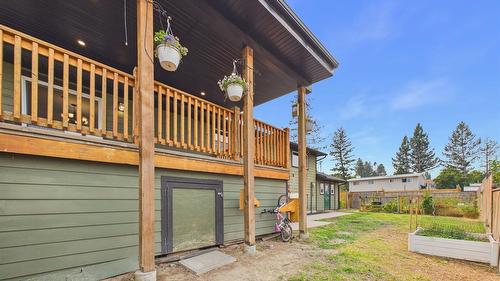 221 27Th Avenue, Cranbrook, BC - Outdoor With Exterior