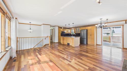 221 27Th Avenue, Cranbrook, BC - Indoor Photo Showing Other Room