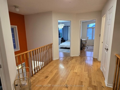 7155 Lowville Heights, Mississauga, ON - Indoor Photo Showing Other Room