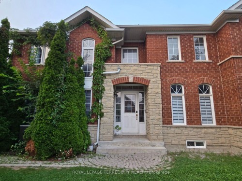 7155 Lowville Heights, Mississauga, ON - Outdoor
