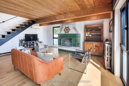 6 Littlehayes Lane, Toronto, ON - Indoor With Fireplace