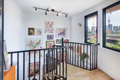 6 Littlehayes Lane, Toronto, ON - Indoor Photo Showing Other Room