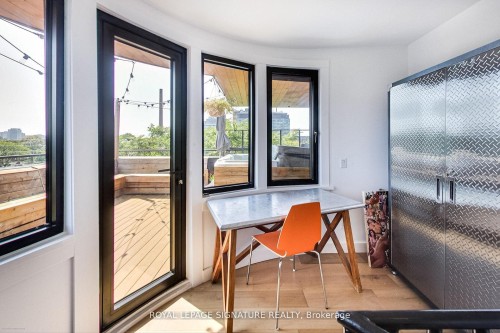 6 Littlehayes Lane, Toronto, ON - Indoor