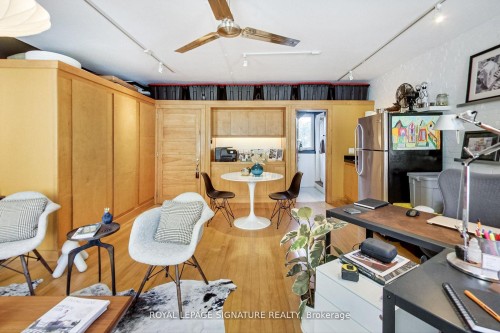 6 Littlehayes Lane, Toronto, ON - Indoor