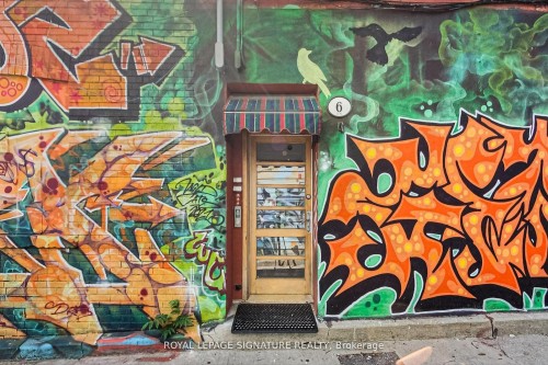 6 Littlehayes Lane, Toronto, ON - 