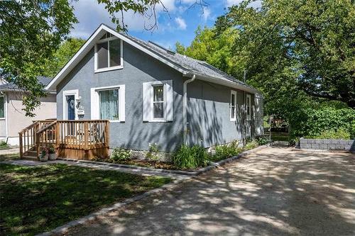 283 Oakland Ave, Winnipeg, MB - Outdoor