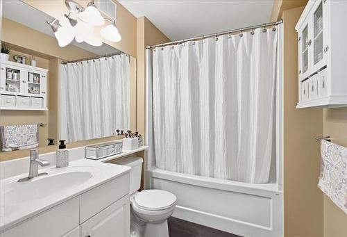 62 Baytree Crt, Winnipeg, MB - Indoor Photo Showing Bathroom