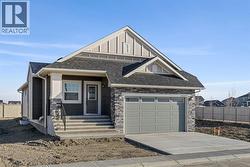 26 Baywater Rise SW Airdrie, AB T4B 3V3