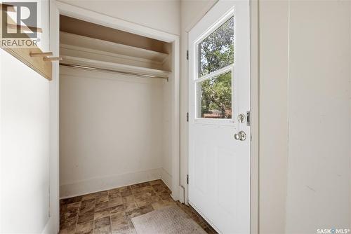 21 Angus Crescent, Regina, SK - Indoor Photo Showing Other Room
