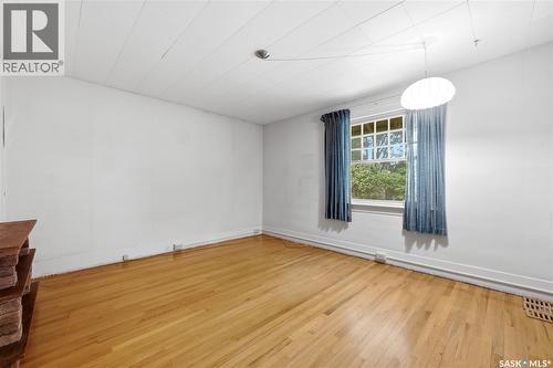 21 Angus Crescent, Regina, SK - Indoor Photo Showing Other Room