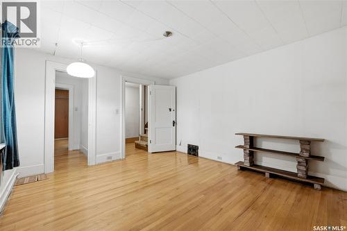 21 Angus Crescent, Regina, SK - Indoor Photo Showing Other Room