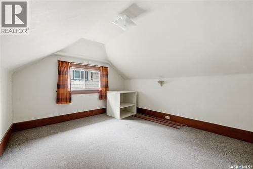 21 Angus Crescent, Regina, SK - Indoor Photo Showing Other Room