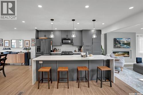 1623 General Crescent, Moose Jaw, SK - Indoor Photo Showing Kitchen With Upgraded Kitchen