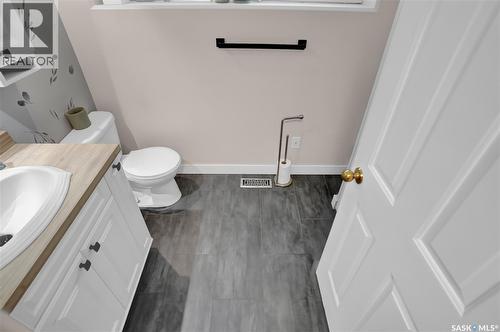1623 General Crescent, Moose Jaw, SK - Indoor Photo Showing Bathroom