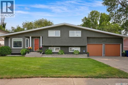 1623 General Crescent, Moose Jaw, SK - Outdoor With Facade