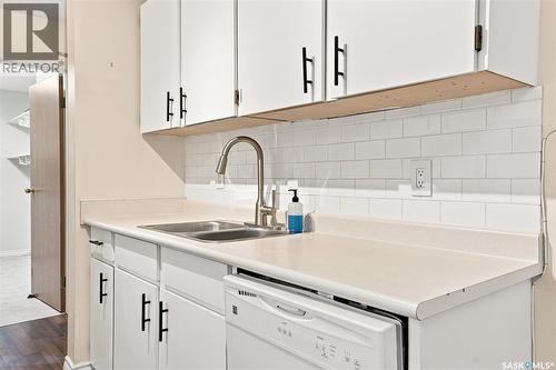 614 310 Stillwater Drive, Saskatoon, SK - Indoor Photo Showing Kitchen With Double Sink