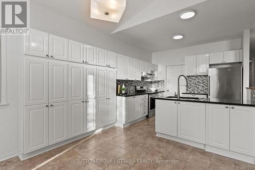 4105 Wolfe Point Way, Ottawa, ON - Indoor Photo Showing Kitchen With Double Sink