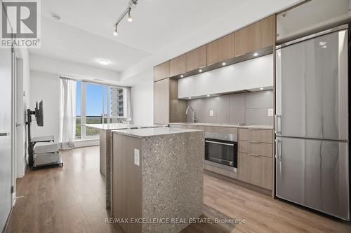 1710 - 55 Regent Park Boulevard, Toronto, ON - Indoor Photo Showing Kitchen With Upgraded Kitchen