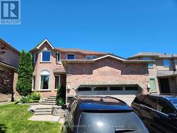 7 MEYER AVENUE Barrie, ON L4M 6X2