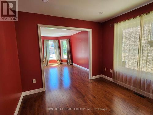 7 Meyer Avenue, Barrie, ON - Indoor Photo Showing Other Room