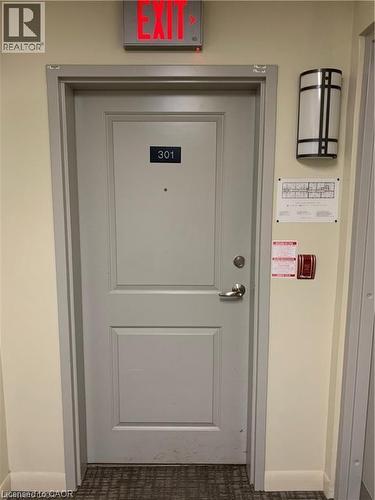 76 SYDNEY Street S Unit# 301 , Kitchener, Ontario N1E 2M9 4