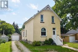 589 8TH AVENUE Hanover, ON N4N 2L4