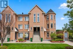 102 - 80 AERODROME CRESCENT Toronto, ON M4G 4J1