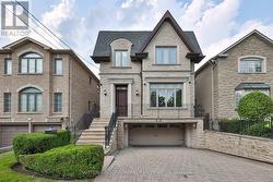 216 HADDINGTON AVENUE  Toronto, ON M5M 2P8