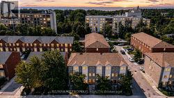 3767B ST CLAIRE AVENUE E  Toronto, ON M1M 0C8