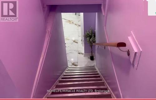 461 Pharmacy Avenue, Toronto, ON 