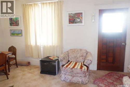 311 7Th Avenue E, Assiniboia, SK - Indoor Photo Showing Bedroom