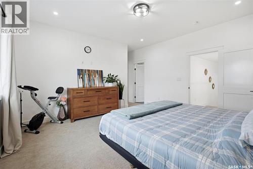 342 Sharma Crescent, Saskatoon, SK - Indoor Photo Showing Bedroom