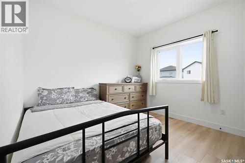 342 Sharma Crescent, Saskatoon, SK - Indoor Photo Showing Bedroom