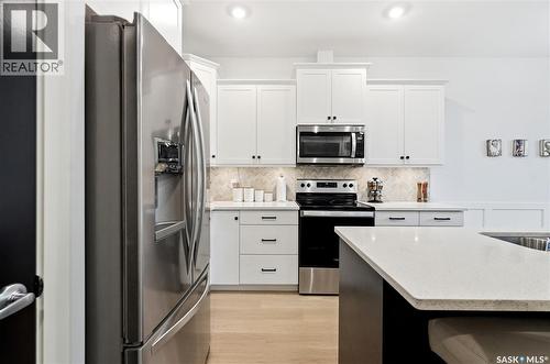 147 3220 11Th Street, Saskatoon, SK - Indoor Photo Showing Kitchen With Upgraded Kitchen