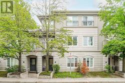 D11 - 108 FINCH AVENUE W  Toronto, ON M2N 6W6