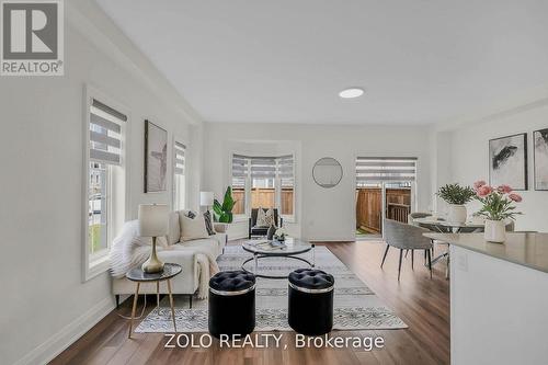 37 Prospect Way, Whitby, ON - Indoor Photo Showing Living Room