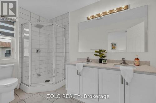 37 Prospect Way, Whitby, ON - Indoor Photo Showing Bathroom