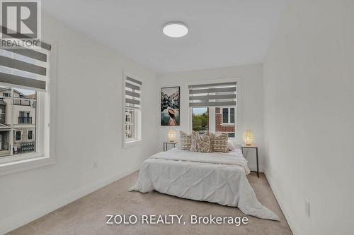 37 Prospect Way, Whitby, ON - Indoor Photo Showing Bedroom