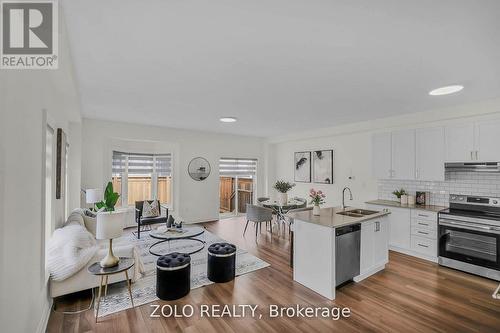 37 Prospect Way, Whitby, ON - Indoor Photo Showing Kitchen With Stainless Steel Kitchen