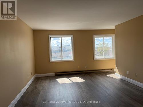4 - 290/294 KING STREET W , Prescott, Ontario K0E 1T0 3