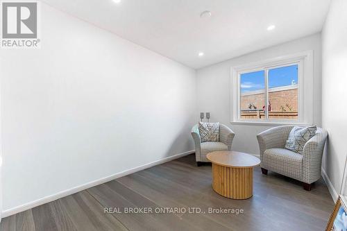 1412 Seaview Drive, Mississauga, ON - Indoor