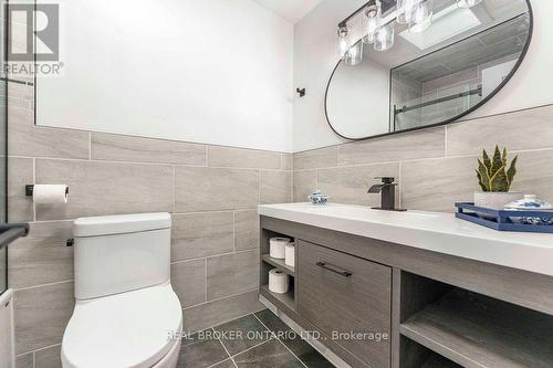 1412 Seaview Drive, Mississauga, ON - Indoor Photo Showing Bathroom