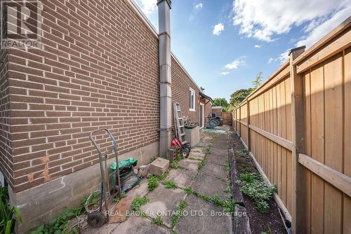 1412 Seaview Drive, Mississauga, ON - Outdoor