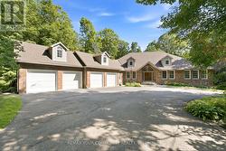 38 HILL COUNTRY DRIVE  Whitchurch-Stouffville, ON L4A 7X5