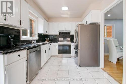 1 Candy Crescent, Brampton, ON - Indoor Photo Showing Kitchen