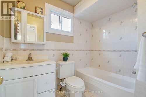 1 Candy Crescent, Brampton, ON - Indoor Photo Showing Bathroom